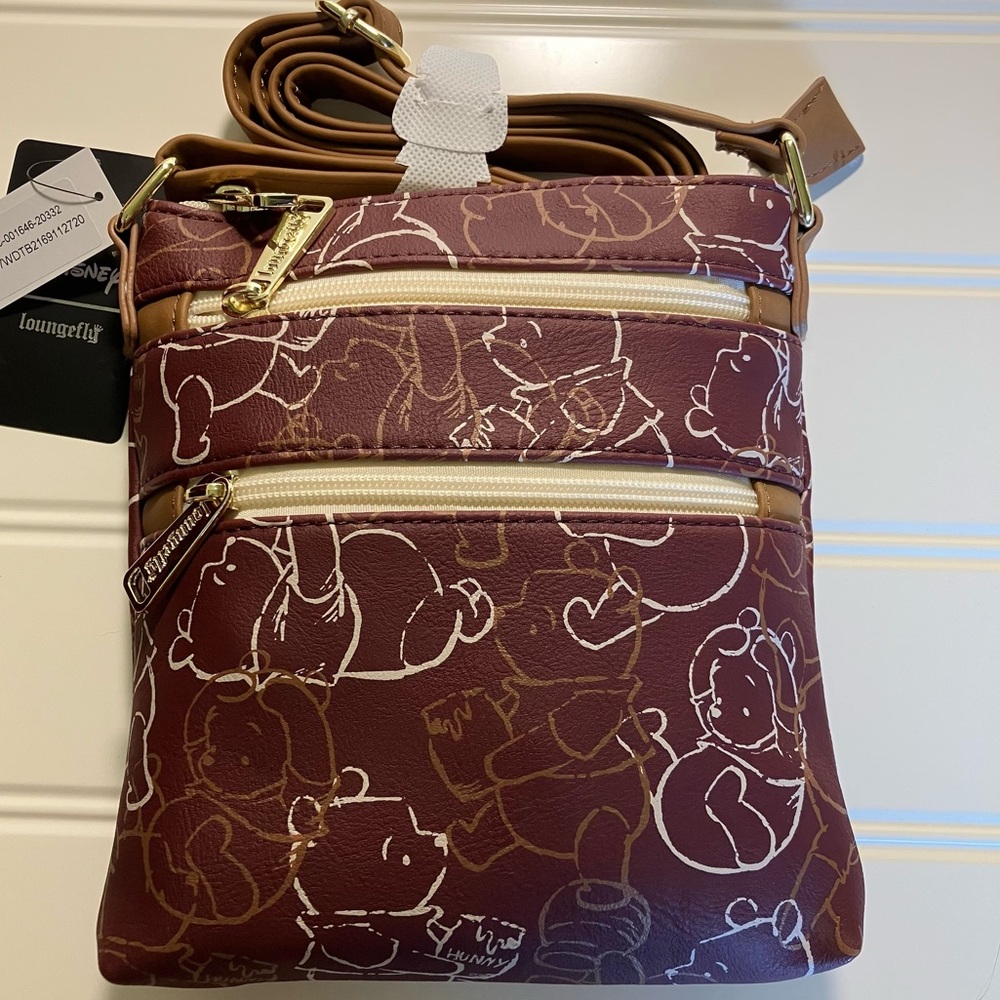 Loungefly Winnie the Pooh line art Crossbody Bag